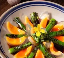 Green Pepper and Century Egg