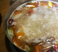 Sour Radish Duck Wing Soup Pot