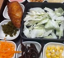 Axiang Crossing-the-bridge Rice Noodles