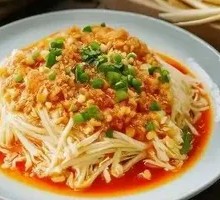 Garlic-Flavored Enoki Mushrooms