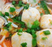 Clam Fish Ball Noodles