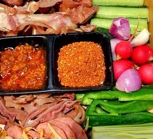 Smoked and Braised Platter