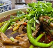 Tender Pig Trotter with Wild Mushroom