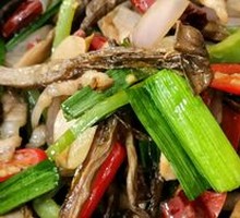 Spicy Dry Pot Enoki Mushrooms