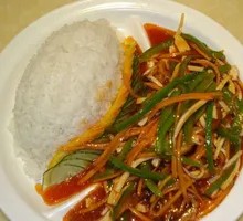 Sweet Pepper and Pork Rice Bowl