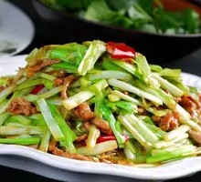 Shredded Pork with Leek Greens
