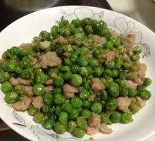 Minced Pork with Peas