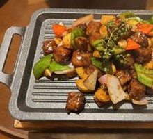 Green Pepper Snowflake Beef Cubes