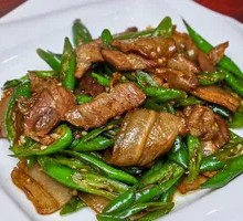 Spicy Green Pepper Stir-fry with Pork