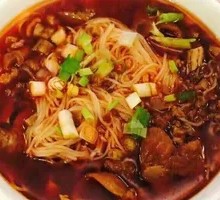 Fatty Intestine with Bamboo Shoots and Rice Noodles