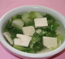 Chinese Cabbage and Tofu Soup