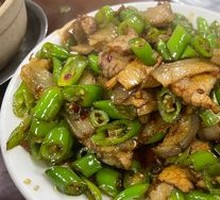 Green Pepper Stir-fried Pork
