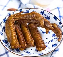 Spicy Braised Duck Wings