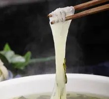 Sour Cabbage and Vermicelli Soup