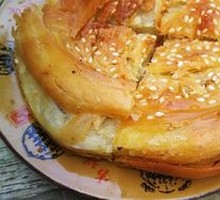 Jun Tun Guo Kui with Fresh Pork
