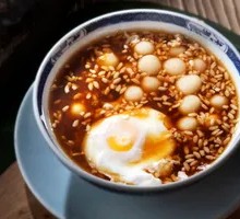 Eastern Han Glutinous Rice Balls with Egg in Fermented Rice Wine