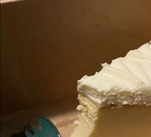 New York-Style Rich Cheesecake