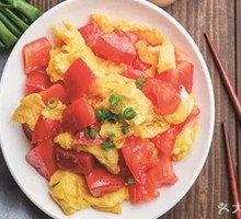 Tomato and Egg Stir-Fry