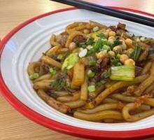 牛肉酸菜炒米粉