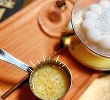 Glutinous Rice Balls in Sweet Fermented Rice Soup