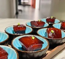 Honey Glazed Braised Pork Belly