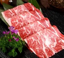 Black Beef Tenderloin Slices
