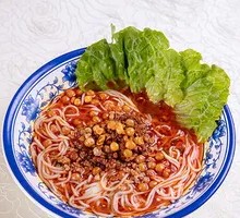 Spicy Pork Sauce Rice Noodles
