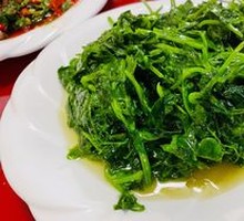 Stir-fried Pea Shoots