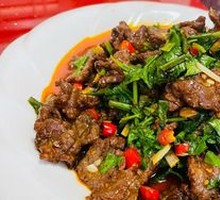 Cilantro Stir-Fried Beef