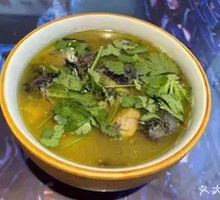 乌鸡米线