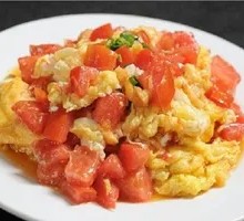 Tomato and Egg Stir-Fry