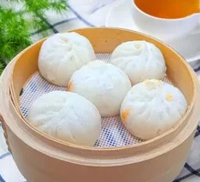 Spicy Beef Steamed Buns