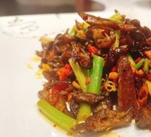 Stir-fried腊Sausage with Celery
