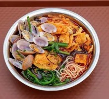 Clam and Snail Noodles