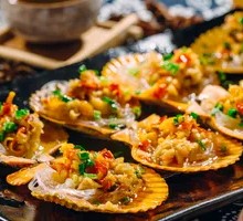 Grilled Garlic Fenugreek Shellfish