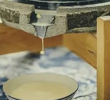 Freshly Ground Soy Milk