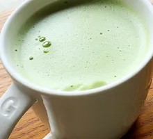 桃花满满风味抹茶拿铁
