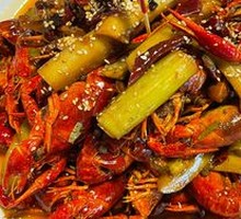 Premium Oil-Steamed Crawfish