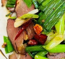 Special Garlic Shoot and Old Preserved Meat