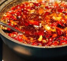 Spicy Boiling Froglets in Stone Pot