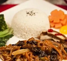Fish-Flavored Shredded Pork Rice Bowl
