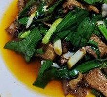 Garlic Shoot Stir-Fry