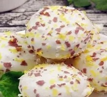 Colorful Oat Bun