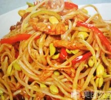 Bean Sprout Stir-Fry with Shredded Pork