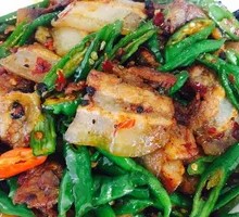 Sichuan-style Pork with Green Peppers