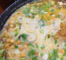 Golden Soup Fish Noodles