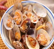 Clam and Snail Noodles