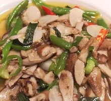 Stir-Fried Fresh Mushrooms