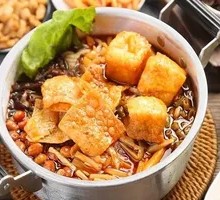 Fried Tofu with Snail Noodles