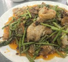 Stir-fried Pork with Small Chili Peppers